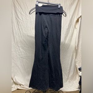 NWT Offline by aerie OG super flare black pants size M
